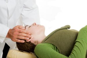 Omaha chiropractors treat back pain and numbness